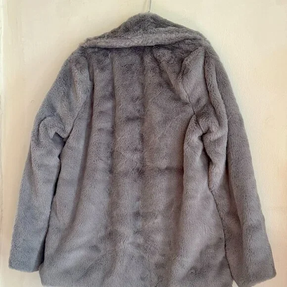 NWT Grey Cozy Soft Fleece Teddy Jacket Size S - Picture 6 of 10